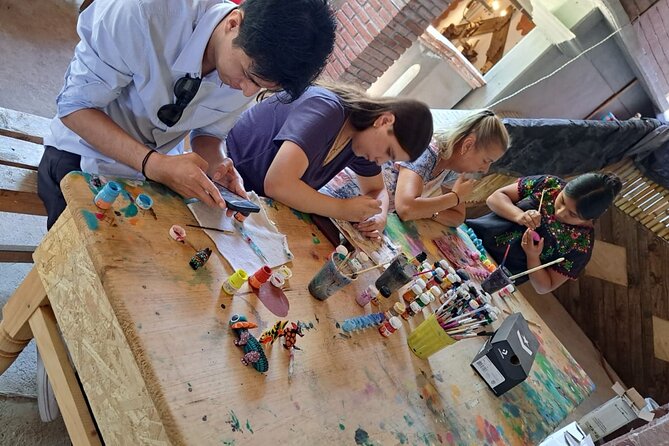 Alebrije Painting Workshop in San Martín Tilcajete with Pickup - The guide experience: bilingual help and a small-group pace