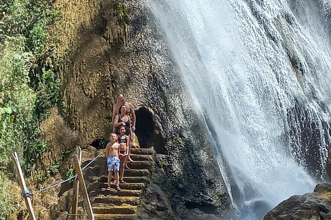 Amazing Waterfall Adventure in the Sierra Madre Mountains - Stop 3: Traditional Oaxacan Meal Nearby the River