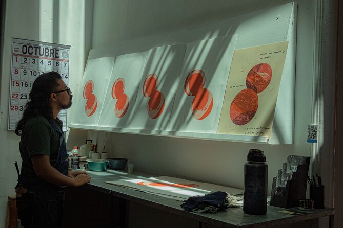 Art walk & Cacao delight - Printing on a manual press: the hands-on souvenir moment
