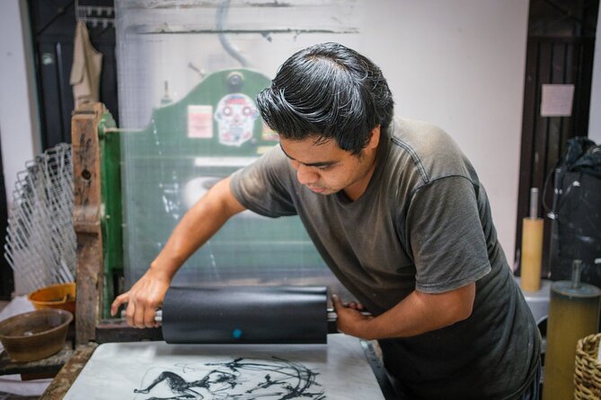 Art walk & Cacao delight - Who should book this Oaxaca art walk and cacao delight?