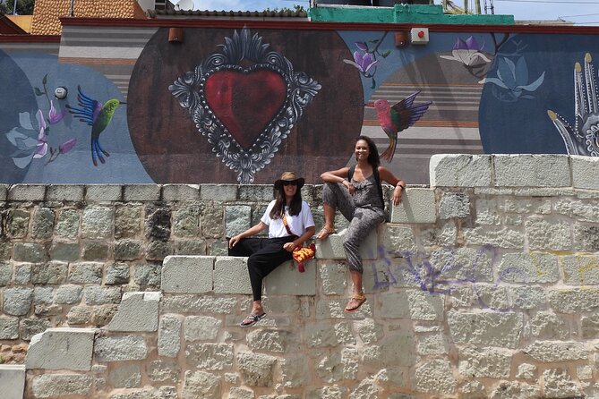 Art walk & Cacao delight - Getting oriented: where you meet and how the morning is paced