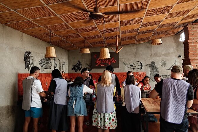 Cooking class with a traditional Oaxacan cook - Meeting Point, Group Size, and the Real Logistics That Matter