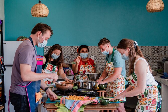 Cooking classes from the Isthmus with a Tehuana - Market Morning in Oaxaca: Ingredients, Choice, and Real Freshness