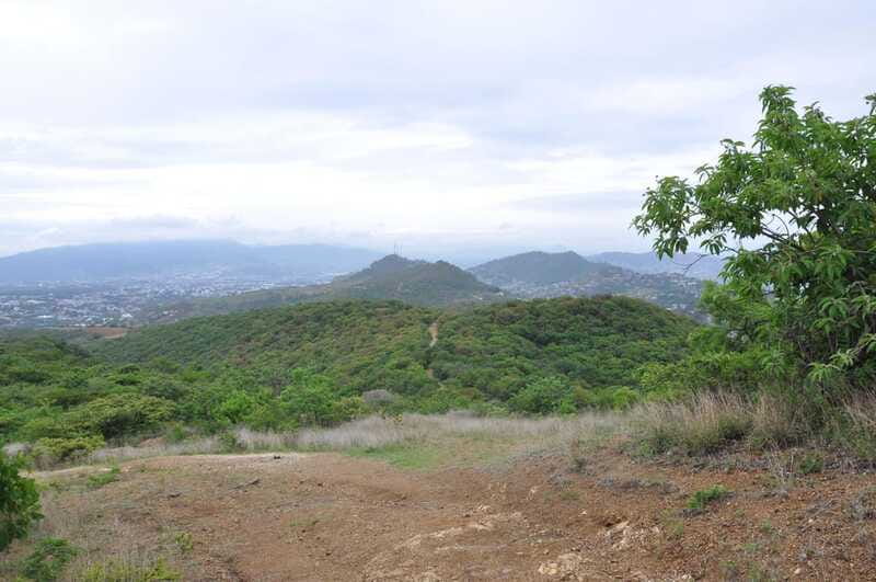 Electric Mountain bike in Oaxaca - Choosing Your Line: Beginner, Medium, and Advanced Trail Options