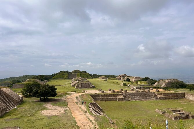 Essence Zapoteca Monte Albán, Barro Negro and Alebrijes for a day. - Key highlights you’ll actually feel during the day
