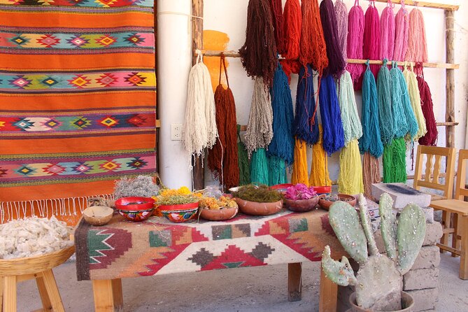 Explore Hierve el Agua, Mitla, Tule, Textile and Mezcal for a day - Santa María del Tule’s Tule Tree: A 40-Minute Legend