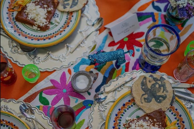 Flavors of Oaxaca: Cooking Class with No Set Menu and Local Market Tour - Group Size and Timing: 4.5 Hours That Move