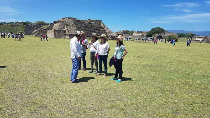 From Oaxaca: Monte Alban, Alebrijes & Black Clay Day Trip - Booking vibe: what makes the experience feel well-run