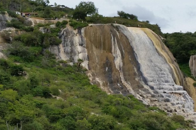 Hierve el Agua Early Tour with Pickup + smoke-kitchen - On-the-road logistics: how the day flows in real life