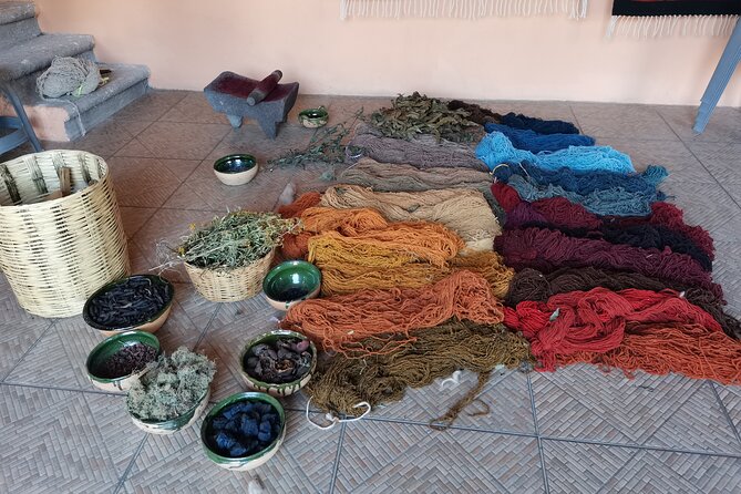 Hierve el Agua Guided Full Day Tour in Oaxaca - Teotitlán del Valle textiles: where wool rugs start before they’re finished