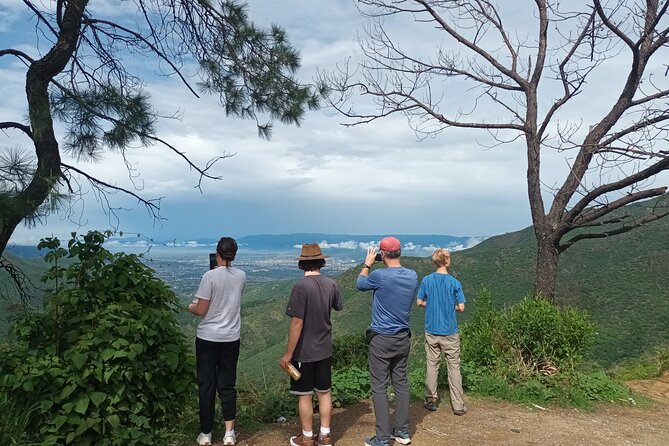 Hiking in Sierra Norte the most spectacular trails in Oaxaca - What easy hiking really means here (the last stretch and altitude)