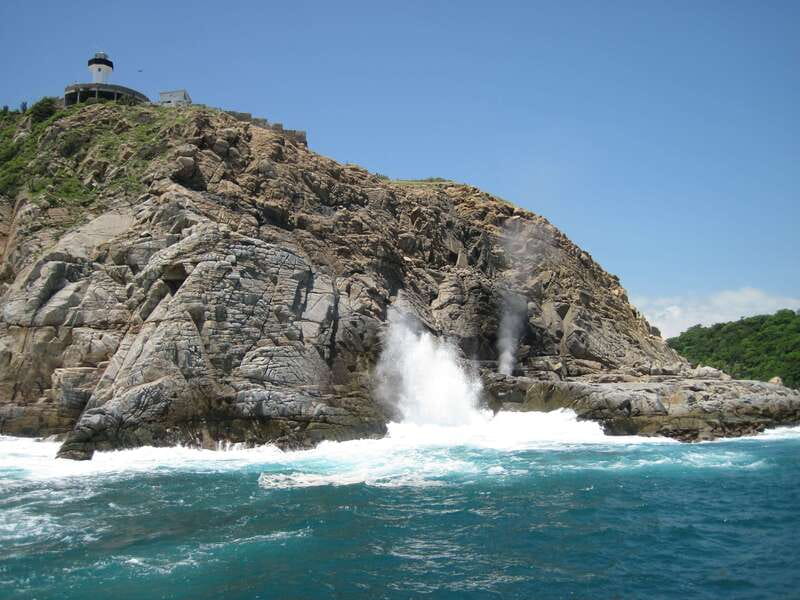 Huatulco: Premium Boat Tour with snorkel experience. - Price and logistics: why the $50 booking can turn into a bigger number