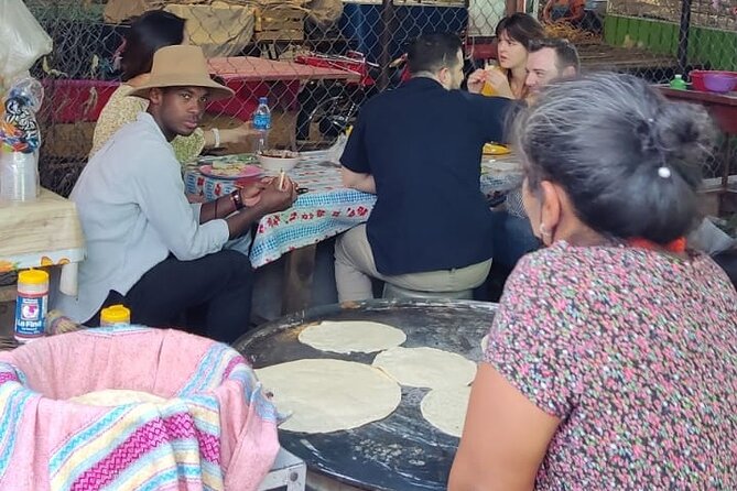 Immersion Tour and Oaxaca Markets, All gastronomy included - Inside the market: why a guide matters more than you think