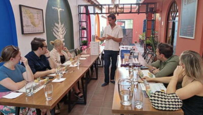 Mezcal y Mole with a Certified Sommelier - Meeting in Oaxaca: Finding Mezcal y Mole and Settling In
