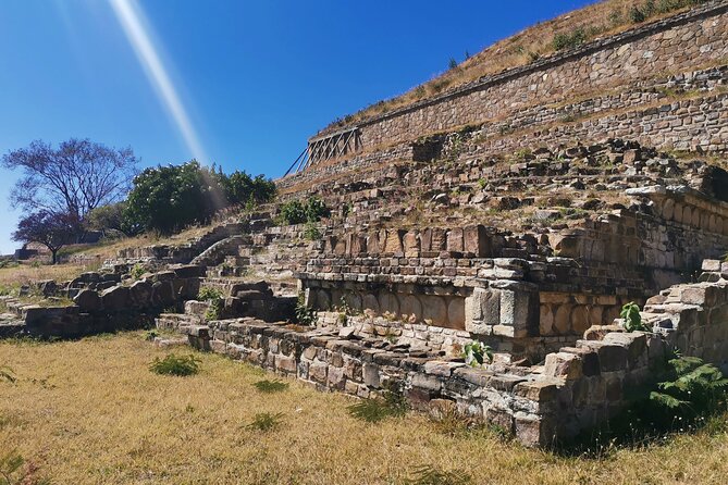 Monte Alban - Full Day Guided Tour with or without Food - Oaxaca - San Bartolo Coyotepec: black pottery where you can see the work