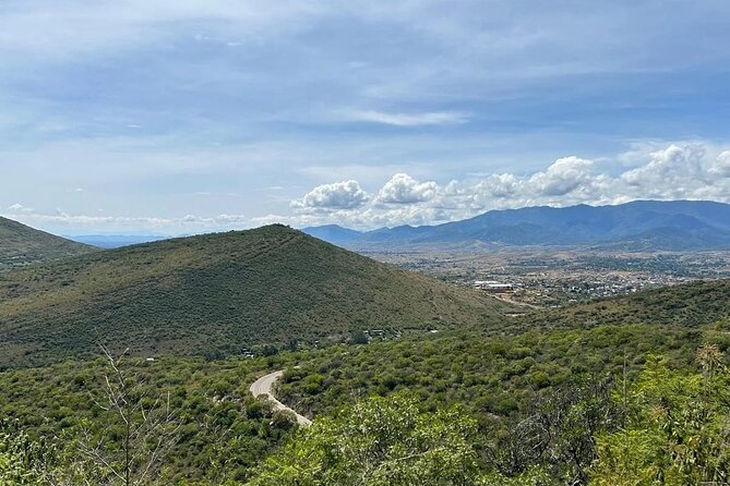 MTB Bike Tour: Local Trails in Monte Albán and Atzompa - Fitness check: why advanced is the right label for this 30 km route