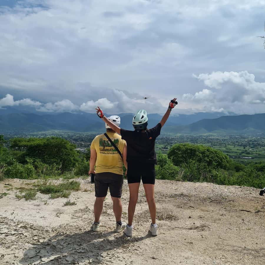 MTB Bike Tour: Tule Tree through the country-side - Pedal out of Oaxaca City: the calm start that sets the tone