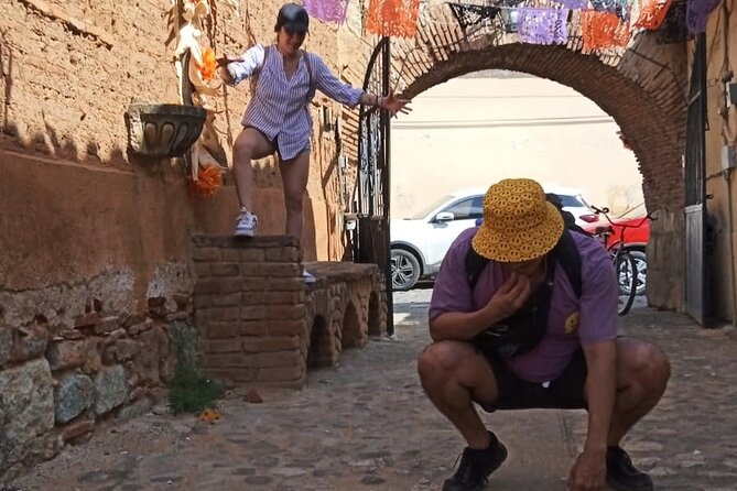 Oaxaca City Bicycle Tour Explore Iconic Barrios - Acueducto de Xochimilco: a colonial landmark made of green limestone