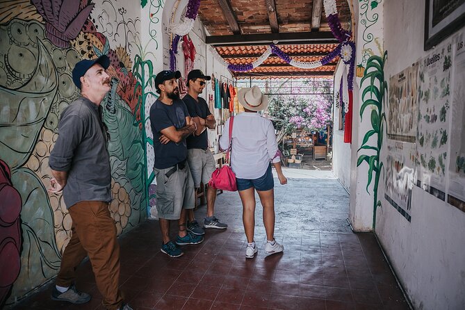 Oaxaca City Walking Tour - Markets, Textile museum & Lunch - Early market strategy: Benito Juárez and 20 de Noviembre