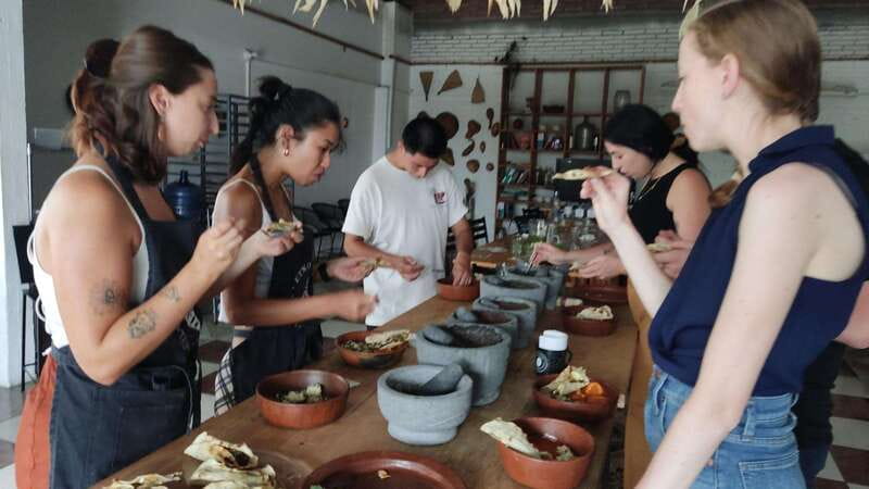 Oaxaca: Oaxacan Mole Workshop with a Traditional Cook - Cooking sides and dessert: the payoff meal