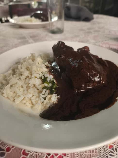 Oaxaca: Traditional Oaxacan Cooking Class - Where the Class Starts: A Downtown Meet-Up and a Real Market Run