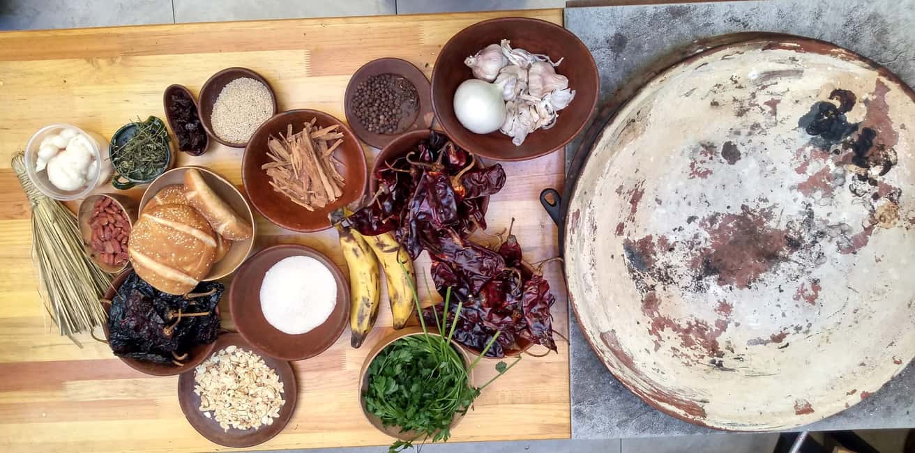 Oaxaca: Traditional Oaxacan Cooking Class - Your Hosts: Hector and Aurora’s Style (Hands-On, Friendly, and Funny)
