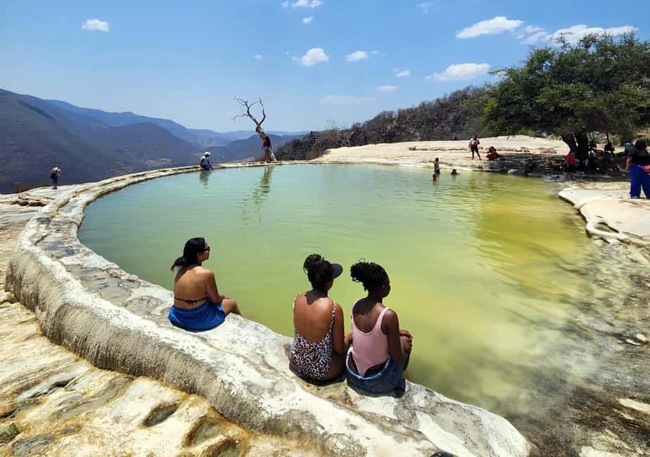Oaxaca: Tule, Mitla & Hierve el Agua, & Mezcal Tour - Door-to-door pickup and a smooth start in Oaxaca