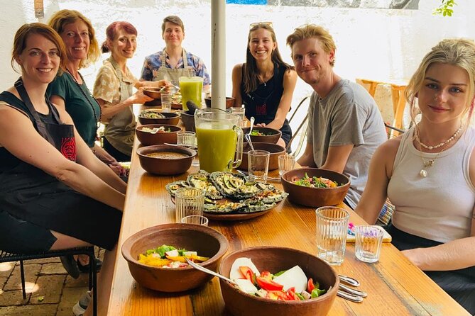 Oaxacan Vegetarian Cooking Class - Producers, peppers, and the morning-harvest mindset