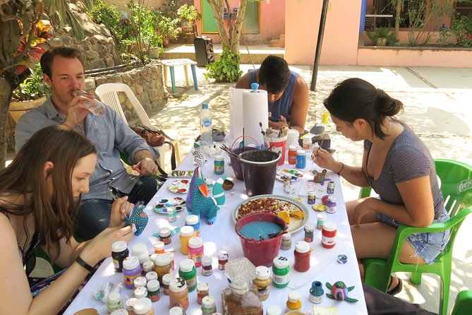 Paint your Alebrije with the Jimenez family. - Gallery Time: Shopping with a Fairer Compass