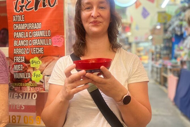 Prepare an Oaxacan Mole by a Traditional Cook - Corn dough practice: tortillas, memelas, and tetelas