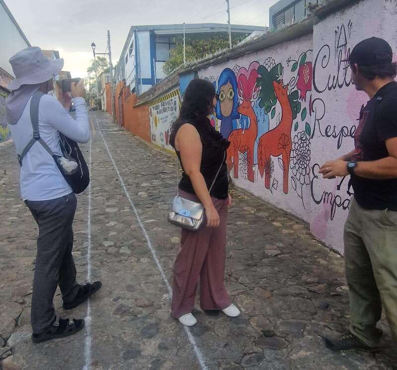 Street Art with an artist - Finish at the Artworkshop: Studio Time and Woodblock Printing