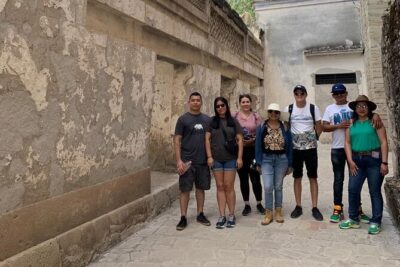 Tule, Mitla & Hierve el Agua Full-Day Tour with Certified Guide - El Tule Tree: a quick stop that’s still worth it