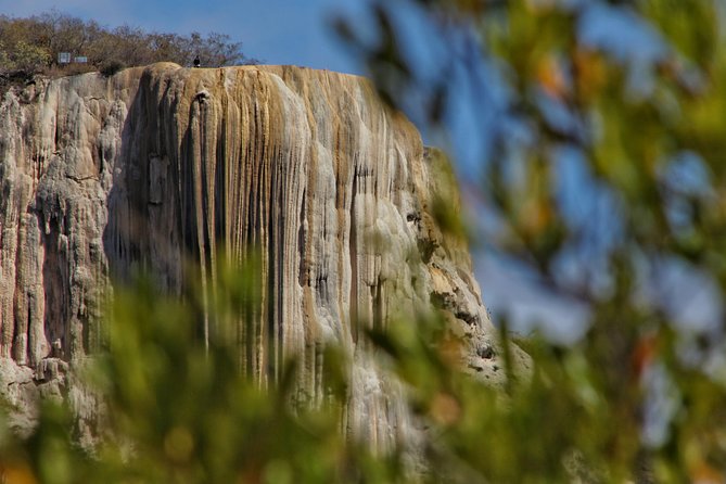 Ultimate Hierve el Agua Hike + Mezcal - Key takeaways before you go